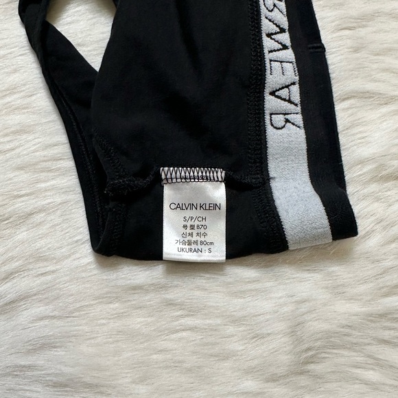 Calvin Klein bra size S - Picture 3 of 3